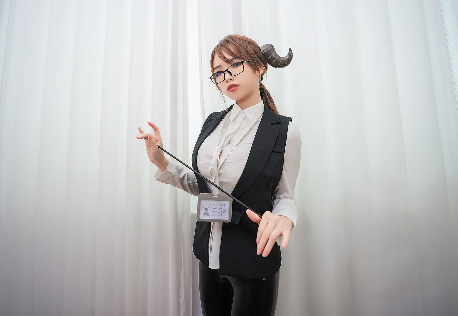 NO.020 魅魔本 office devil – [雯妹不讲道理] - 柒美图