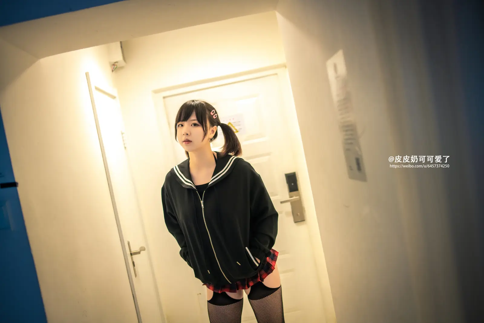 NO.005 黑网袜 – [皮皮奶可可爱了啦] - 柒美图