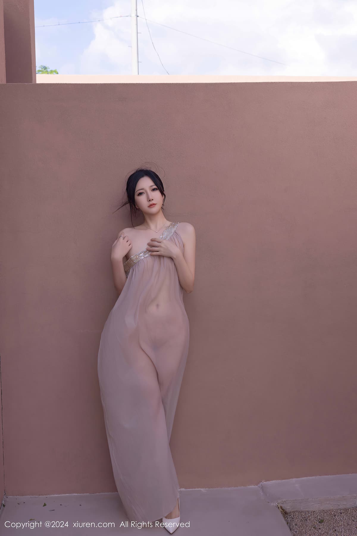 NO.9492鱼子酱Fish美腿性感 – [秀人网] - 柒美图